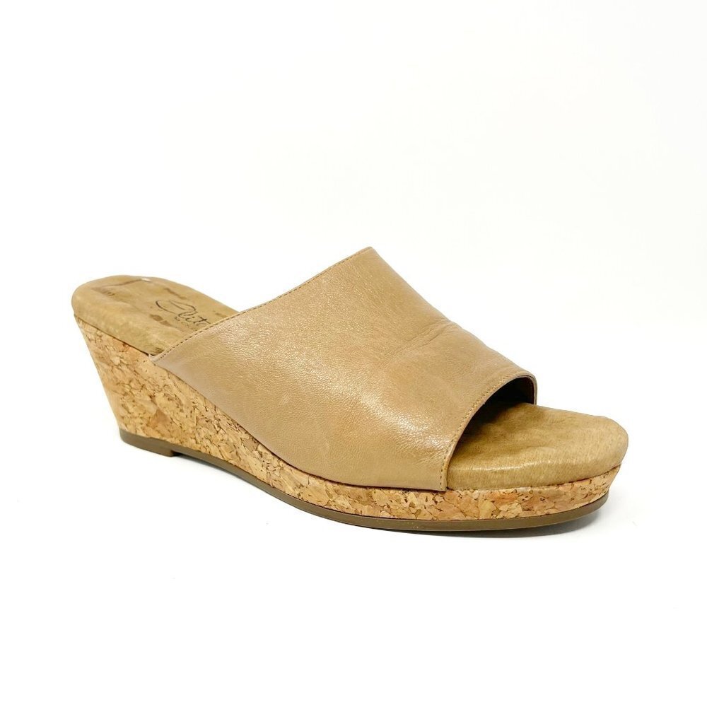 Walking Cradles Elites Wedge Sandals Women's Size 7.5 Tan Leather Cork Mules